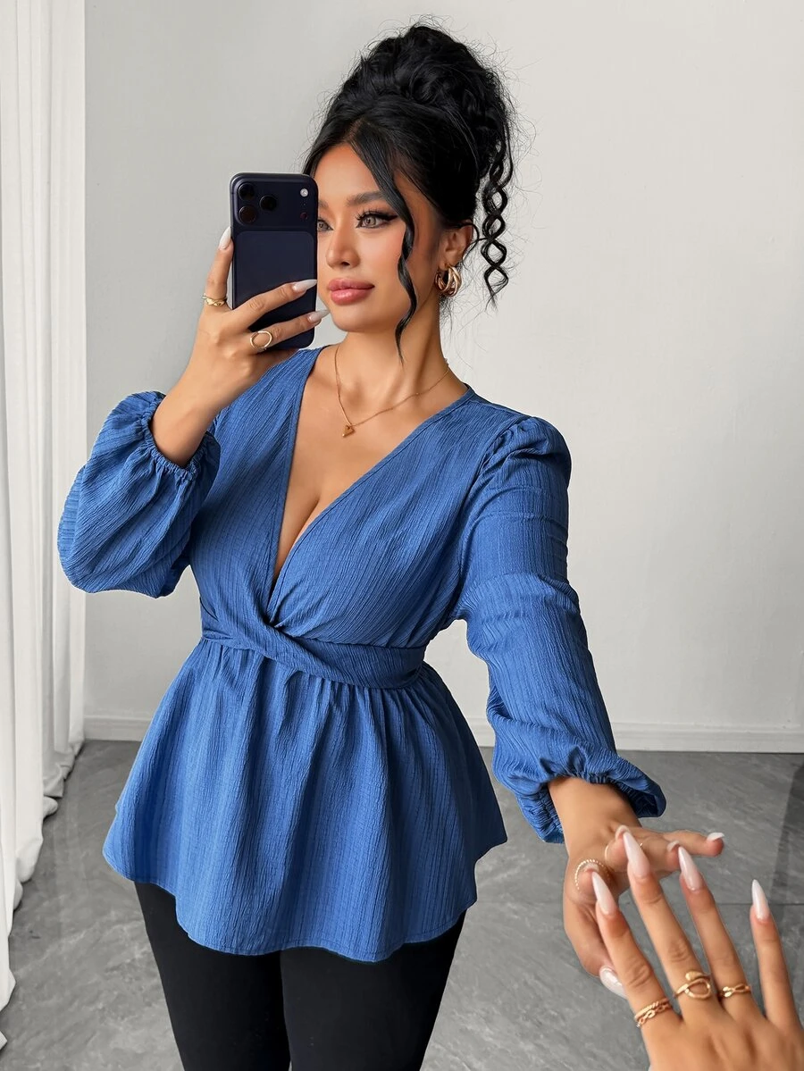 SHEIN Elenzya Blus Wanita Ukuran Besar Lengan Lentera dengan Desain Pinggang Ramping dan Bahan Bertekstur, Cocok untuk Musim Gugur. - Biru - View 1