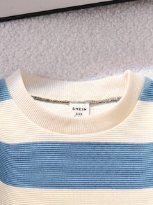 SHEIN 2件組 兒童男孩/女孩 春夏休閒條紋短袖T恤與牛仔短褲套裝，街頭風穿搭 - 彩色 - 查看 4