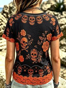 Selamara Women's Retro Halloween Skull Floral Art Casual Crew Neck Short Sleeve T-Shirt - Black - View 2