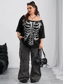 SHEIN CURVE+ Extra Large Halloween Skull Print Casual Gothic 26 Autumn/Winter Daily Concert Black And White Knitted Low Round Neck Women's Shirt - Black - View 5