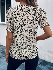 EMERY ROSE 满版印花缺口领口泡泡袖衬衫、短袖上衣 - 黑色 - 查看 2