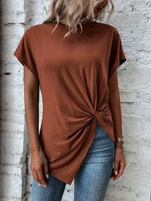 EMERY ROSE Camiseta de verano informal de unicolor con manga de murciélago y bajo asimétrico retorcido - Marrón - Ver 8