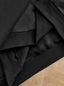 Manfinity RebelGame Men Black Color Block Sweatshirt Long Sleeve Crew Neck Patchwork Relaxed Fit Casual Pullover Streetwear Soft Fabric Daily Wear Autumn Spring Style Top - Multicolor - View 10
