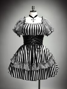 SHEIN ICON Plus Size Retro Sexy Millennial Style Y2K Lolita Cute  Gothic Halloween Outfit Black And White Striped Patchwork Ruffled Puff Sleeve Little Dress - Black and White - View 9