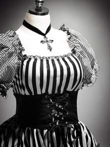 SHEIN ICON Plus Size Retro Sexy Millennial Style Y2K Lolita Cute  Gothic Halloween Outfit Black And White Striped Patchwork Ruffled Puff Sleeve Little Dress - Black and White - View 7