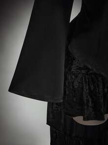 SHEIN ICON Women's Plus Size Autumn Retro Sexy Goth Dark Elegant Gothic Style Halloween Outfit Black And Red Color Block Off-Shoulder Cross Flared Sleeve T-Shirt - Black - View 7