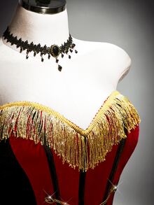 SHEIN ICON Atasan Korset Bustier Gaya Istana Warna Kontras Hitam & Merah untuk Wanita Ukuran Plus - Hitam - View 8