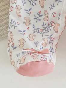 SHEIN 夏季新生女宝宝兔子花朵印花连体衣，配粉色发带，可爱优雅的婴儿连体衣，带脚套 - 淺粉色 - 查看 8