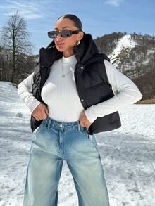 SHEIN سترة منفوخة بغطاء رأس مقاس كبير بسحاب وتفاصيل برباط شد، لون أسود سادة، كاجوال، للعطلات العائلية والشتاء - الأسود - مشاهدة 3