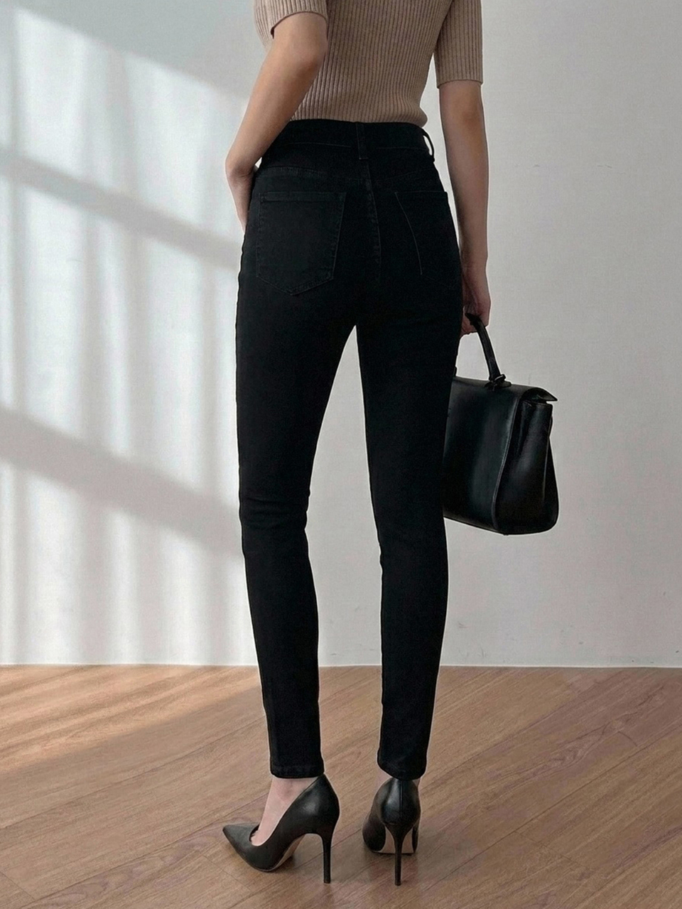 Women's Slim Fit Casual Versatile Denim Jeans With Pockets