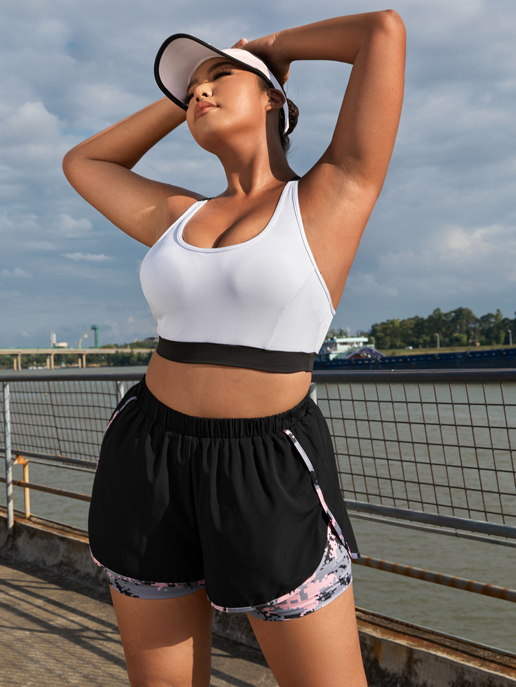 SHEIN Rhythm Era Plus Size Camo Print 2 In 1 Sports Shorts Shorts Sweater Shorts - Black - View 5