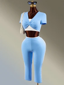 Amplova Women's Knot Design 2 In 1 Short Sleeve T-Shirt And Leggings Sports Set - Blue - View 3