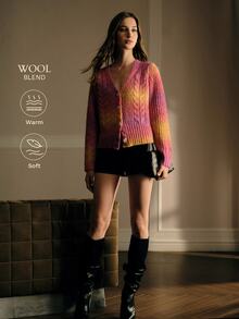 MOTF PREMIUM Cardigan Rajut Vintage Elegan Berwarna-warni dengan Gradasi Warna - Hot Pink - View 2