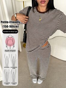 SHEIN PETITE Setelan 2 Potong Wanita Serbaguna: Kaos Lengan Pendek Kerah Bulat dan Celana Panjang dengan Desain Blok Warna - MultiWarna - View 9