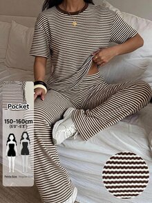 SHEIN PETITE Setelan 2 Potong Wanita Serbaguna: Kaos Lengan Pendek Kerah Bulat dan Celana Panjang dengan Desain Blok Warna - MultiWarna - View 12