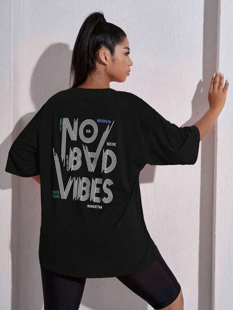 SHEIN Rhythm Era Plus Size Sports Tops Huruf - Hitam - View 3