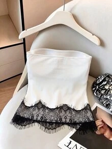 Selianne Atasan Tanpa Tali Elegan untuk Wanita dengan Hiasan Renda Kontras di Bagian Bawah - Putih - View 3
