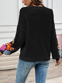 EMERY ROSE Casual Fashion Versatile V-Neck Crochet Sleeve Floral Decor Lantern Sleeve Women Pullover Sweater - Black - View 2