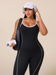 SHEIN Rhythm Era بدلة رياضية نسائية مقاس كبير بدون خياطة تبرز المؤخرة وترفعها - أبيض وأسود - مشاهدة 7