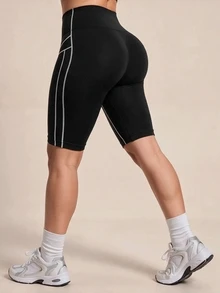 SHEIN Rhythm Era Plus Contrast Top-Stitching Sports Shorts - Black - View 5