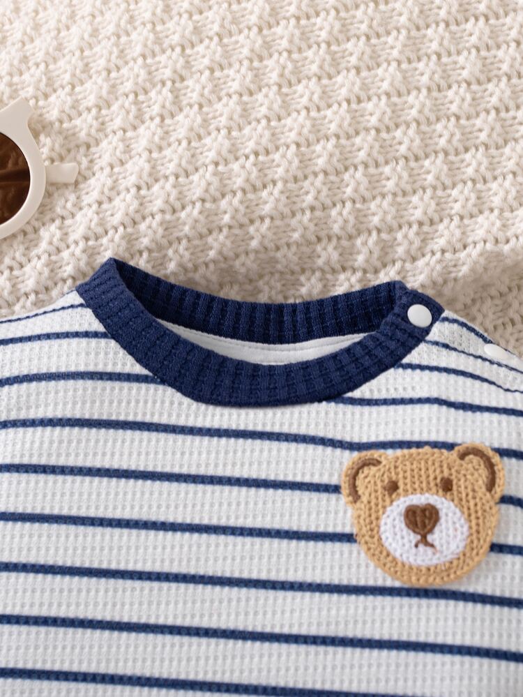 SHEIN Playful Pals 0-12 Months Newborn Spring/Autumn Striped Long Sleeve Sweatshirt & Sweatpants 2-Piece Set, Baby Boy Bear Patch Long Sleeve Top & Cuffed Long Pants Outfit - Navy Blue - View 4