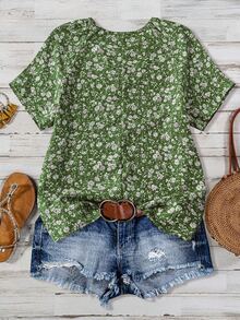 EMERY ROSE Women's V-Neck Short Sleeve Green Ditsy Floral Casual Top, Summer - Green - View 2