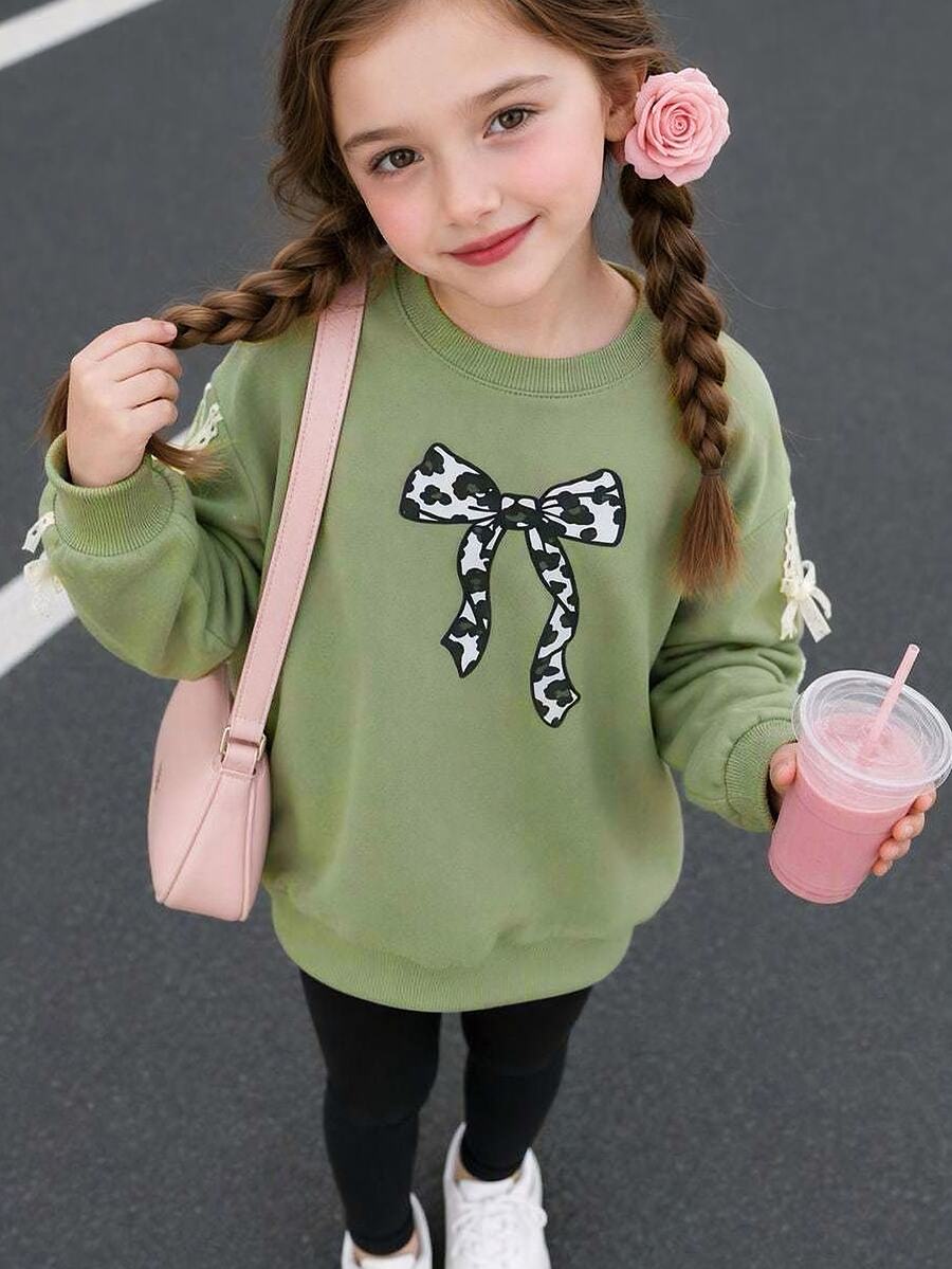 SHEIN Girls Leopard Print Bow Pattern Printed Trim Bow Decor Casual Fashion Crew Neck Long Sleeve Sweatshirt, Suitable For Autumn