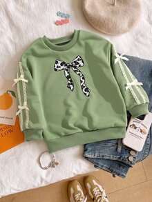 SHEIN Girls Leopard Print Bow Pattern Printed Trim Bow Decor Casual Fashion Crew Neck Long Sleeve Sweatshirt, Suitable For Autumn - Green - View 3