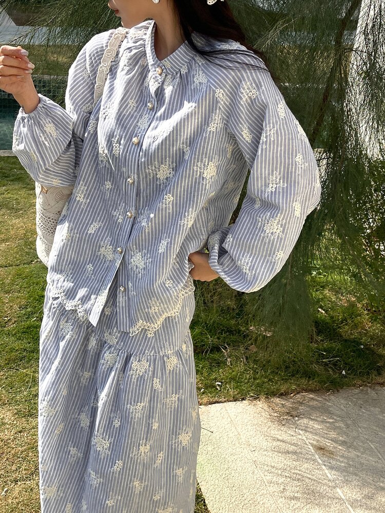 DAZY 女款度假休閒條紋花卉刺繡襯衫與裙子兩件套 秋季 - 藍色 - 查看 4