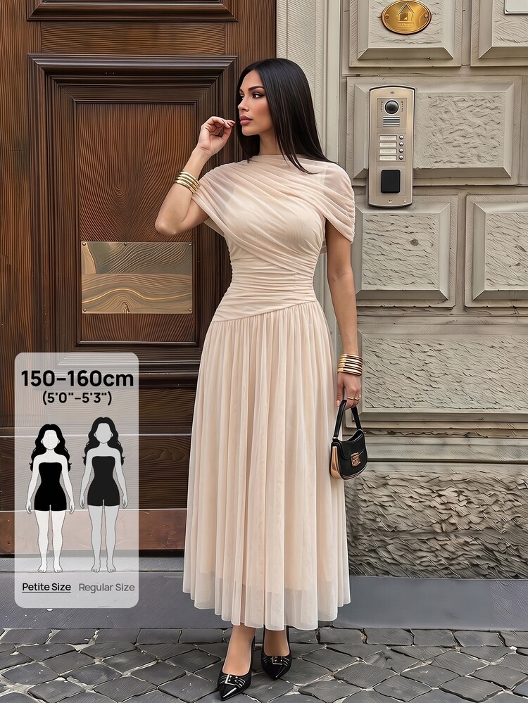 SHEIN PETITE Gaun Elegan Berwarna Krem Polos dengan Kerah Bulat, Lengan Pendek, Potongan Pas Badan, Detail Kerut, dan Model Mengembang - Cocok untuk Pernikahan, Makan Malam Formal, Kencan, dan Acara Tamu - Aprikot - View 1
