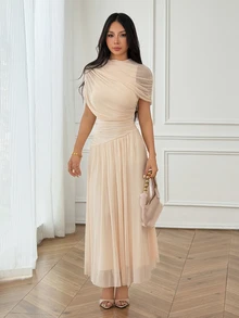 SHEIN PETITE 米色素色圓領短袖修身抓皺喇叭裙，優雅風格，適合婚禮、正式晚宴、約會及賓客穿著 - 杏色 - 查看 8