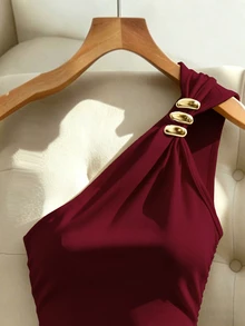 Rafferiza Women's Elegant Metal Decor Asymmetric Hem Dress, Summer - Burgundy - View 3