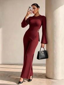 Xyvia Setelan Dua Potong Rajut Bergaris Lengan Lonceng Leher Bulat Kancing Logam untuk Wanita Musim Gugur/Dingin, Belahan Bawah, Celana Panjang Model Melebar, Warna Merah, Elegan untuk Perjalanan - Burgundy - View 1