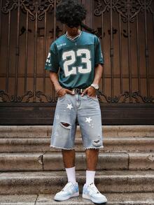 Manfinity EMRG Men's Young Street Style Light Blue Star Print Distressed Raw Hem Denim Shorts - Light Wash - View 3