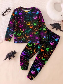 SHEIN 小男孩休閒極簡修身圓領舒適長袖褲子家居服套裝，適合秋冬，貼身修身，多色螢光效果，經典萬聖節南瓜頭圖案印花，適合萬聖節 - 彩色 - 查看 5