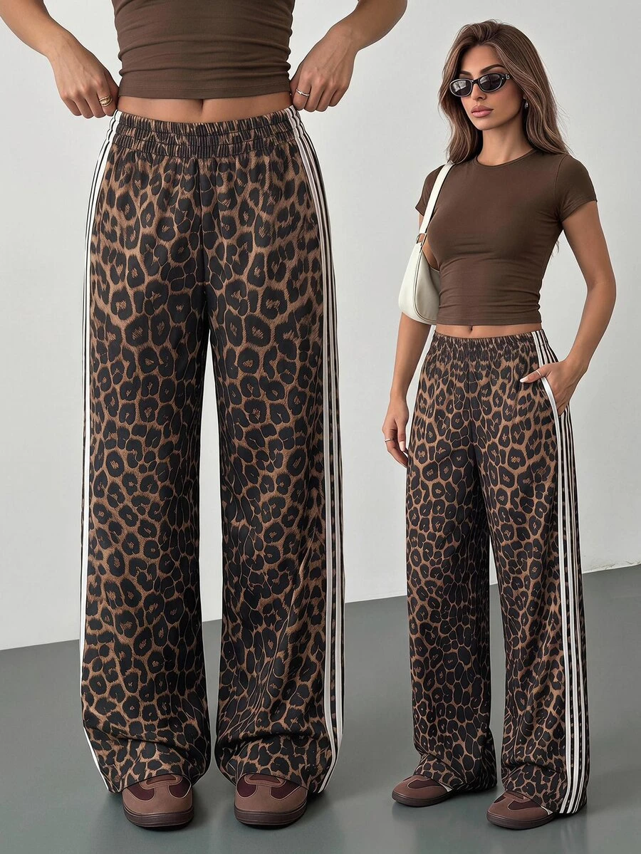 SHEIN PETITE Pantalones largos de moda callejera con estampado de leopardo y rayas para mujer - Marrón - Ver 1