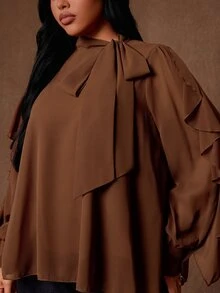 Rustia Blusa de talla grande con cuello de lazo y ribete de volantes - Café integral - Ver 5