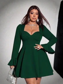 Viva Relle 大尺碼女款優雅派對性感簡約日常彈性貼身心形領長袖喇叭袖口鬆緊腰喇叭A字短洋裝 - 墨綠色 - 查看 4