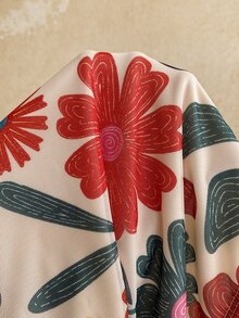 Soleia 大尺碼女款春夏花卉印花前結掛脖上衣 - 彩色 - 查看 8