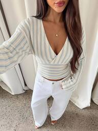 Aloruh Striped V-Neck Cross-Waist Cropped Knit Top, Slim Fit, Long Sleeve, Sexy Waist-Barring Base Layer For Women