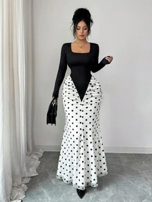 SHEIN Elenzya 新款女款方領長袖百褶下擺印花撞色設計針織面料聚會晚宴修身收腰長洋裝 - 黑與白 - 查看 6