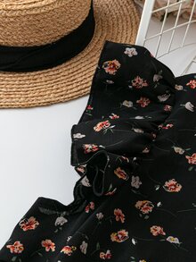 SHEIN Women's Sweet Elegant Ruffle Collar Short Cap Sleeve Ditsy Floral Loose Blouse, Suitable For Vacation And Daily - Black - View 5