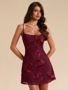 SHEIN BAE Spring/Summer Solid Brown Textured Jacquard Fitted Bodycon Cowl Neck Backless Tie Mini Dress For Women, Summer Vacation Beach Mini Dress, Brown Dress - Burgundy - View 4