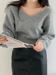 DAZY Solid Color Fitted Short V-Neck Long Sleeve Casual Vacation Autumn/Winter Knit Sweater For Women School - Grey - View 4