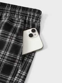 EASEVO Men's Plus Size Casual Plaid Woven Loose Fit Long Pants - Black and White - View 5