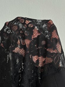 Viva Relle 大尺碼女款優雅浪漫性感蕾絲露背翻領修身開衩洋裝，適合派對與情人節秋季穿著 - 黑色 - 查看 5