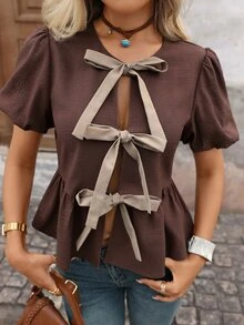 Brillora Blusa casual linda romántica francesa elegante de unicolor con cordones y manga corta para mujer, top a rayas marrón oscuro, vacaciones playa brunch verano - Café integral - Ver 6