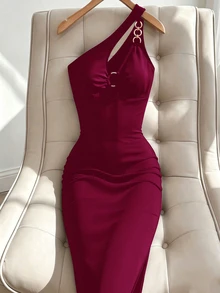 SHEIN 時尚性感女款不對稱領中長洋裝，金色金屬扣飾，側開衩，性感優雅中長洋裝 - 酒紅色 - 查看 6