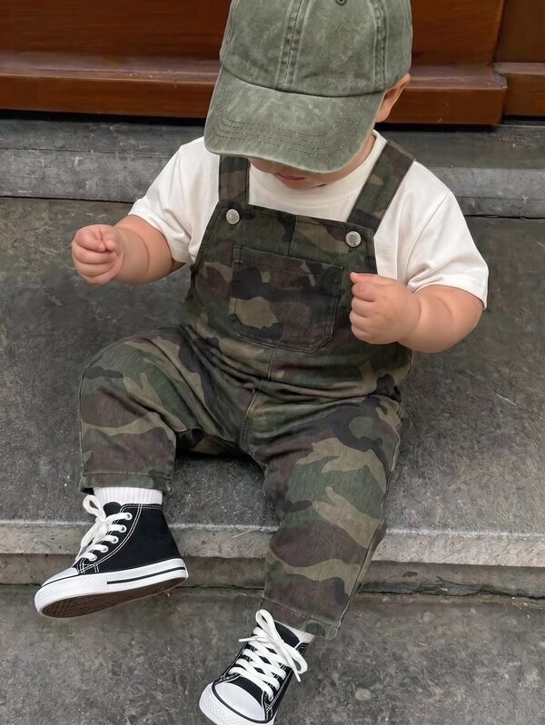 SHEIN Unisex Newborn Baby Boy/Girl Baby Boy 100% Cotton Casual Fashion Versatile Camouflage Denim Overalls Jumpsuit Cargo Pants, Baby Boy Clothing Set, Baby Boy Summer Outfit, Soft, Denim, Jeans