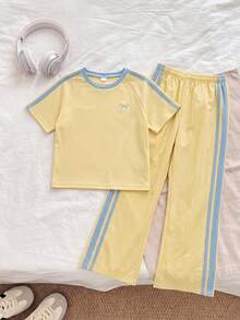 SHEIN Tween Girls 2pcs/Set Round Neck T-Shirt Mini Set, Sporty Casual Athletic Style, Outfits, Beach Holiday Career, Boho, Concert - Yellow - View 3
